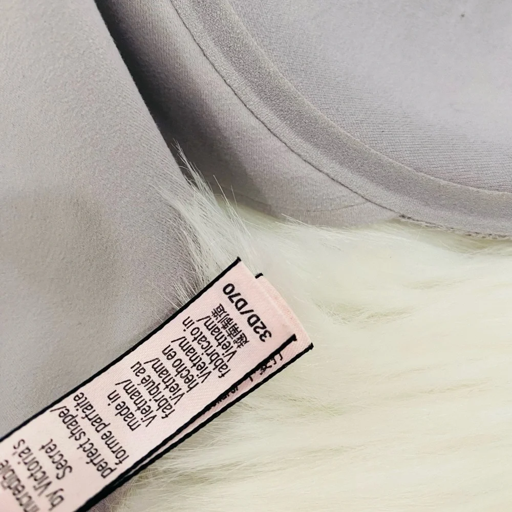 Victoria’s Secret- 32D - Lace bra - Picture 4 of 4